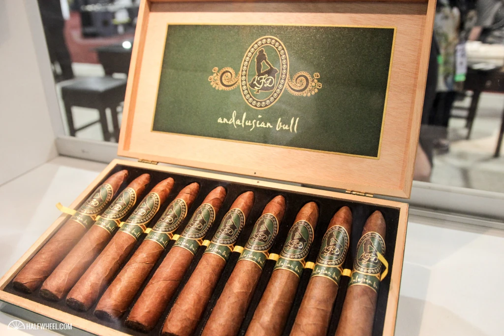 La Flor Dominicana Andalusian Bull: A Unique Blend of Artistry and Flavor