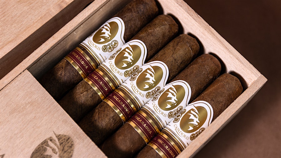 La Aurora’s Budget-Friendly Handmade Cazadores Line: A Beacon for Cigar Aficionados